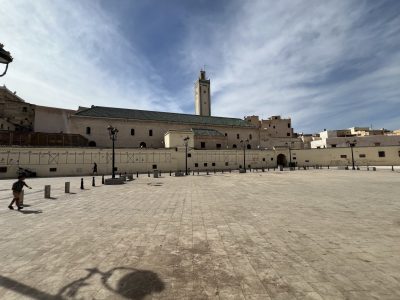 Vue sur la mosqué de Rcif